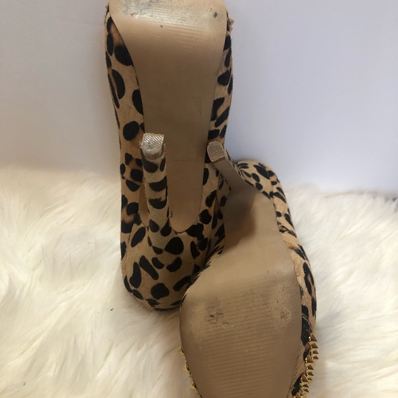 Steve Madden Leopard Gold Studded Heel - Picture 4 of 4